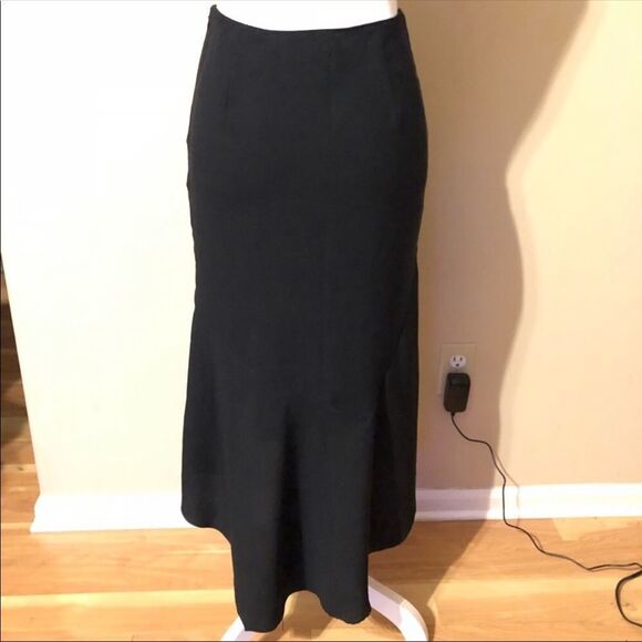 ⭐️  Express Long Skirt - Picture 4 of 6